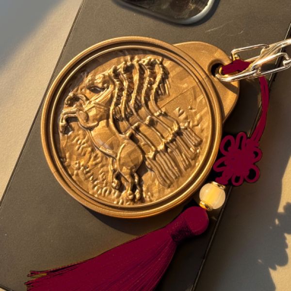 부천·경기·인천·서울 금형 사출 포트폴리오 - 마패 키링 (플라스틱/실리콘 사출, 시제품·소량·대량 생산 사례)