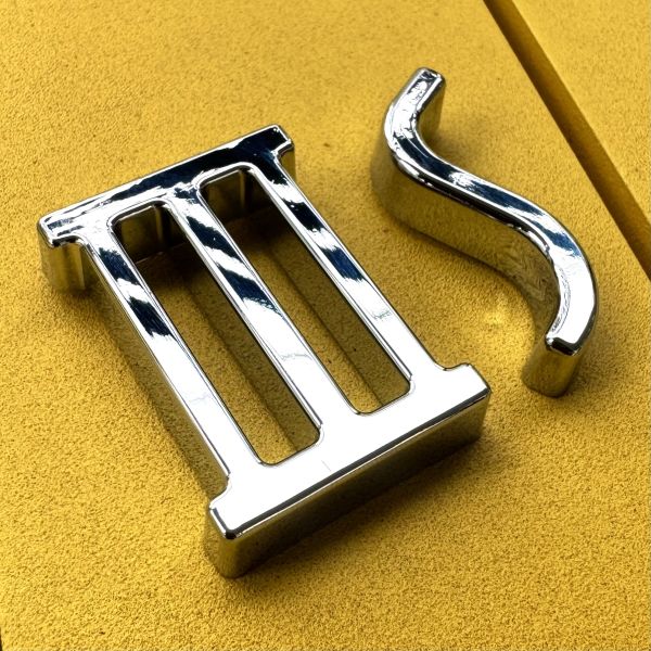 부천·경기·인천·서울 금형 사출 포트폴리오 - 현대 엠블럼 (플라스틱/실리콘 사출, 시제품·소량·대량 생산 사례)