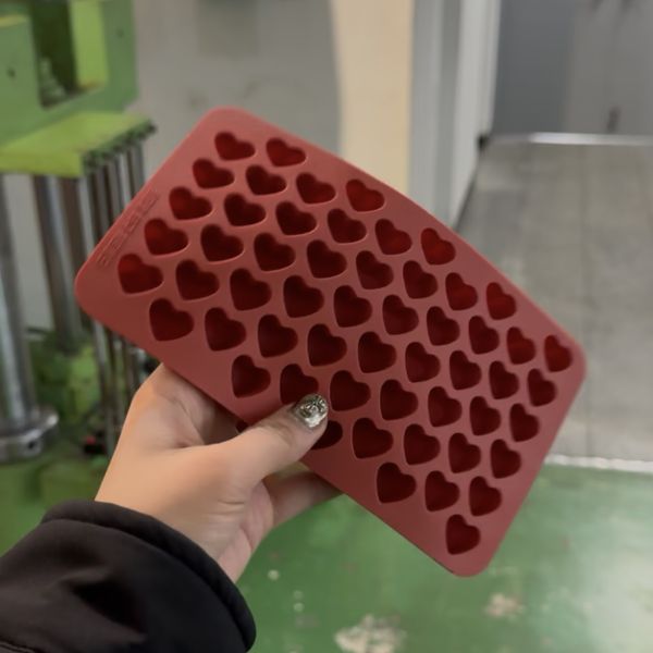 부천·경기·인천·서울 금형 사출 포트폴리오 - 하트 몰드 (플라스틱/실리콘 사출, 시제품·소량·대량 생산 사례)